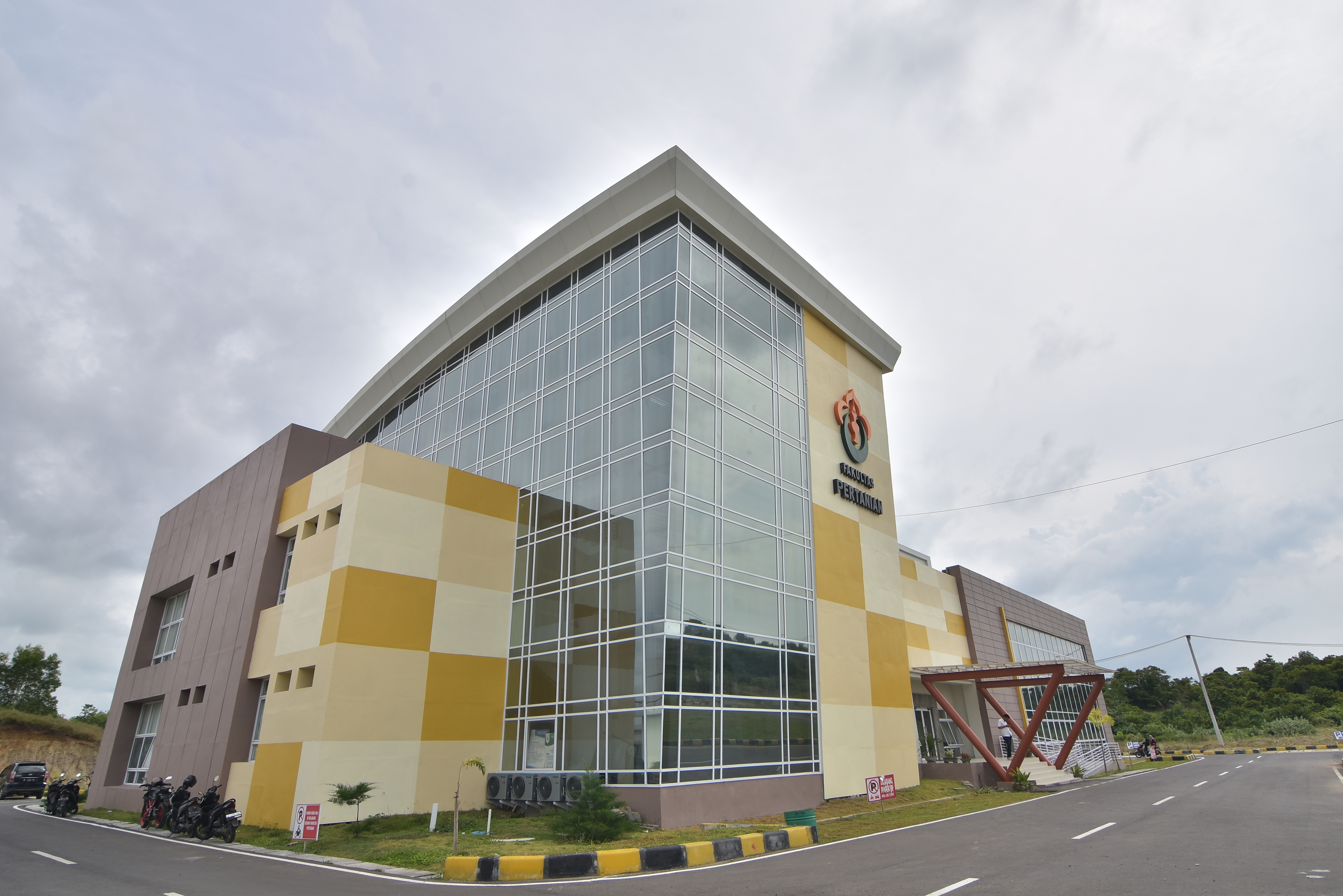Gedung Dekanat FP1