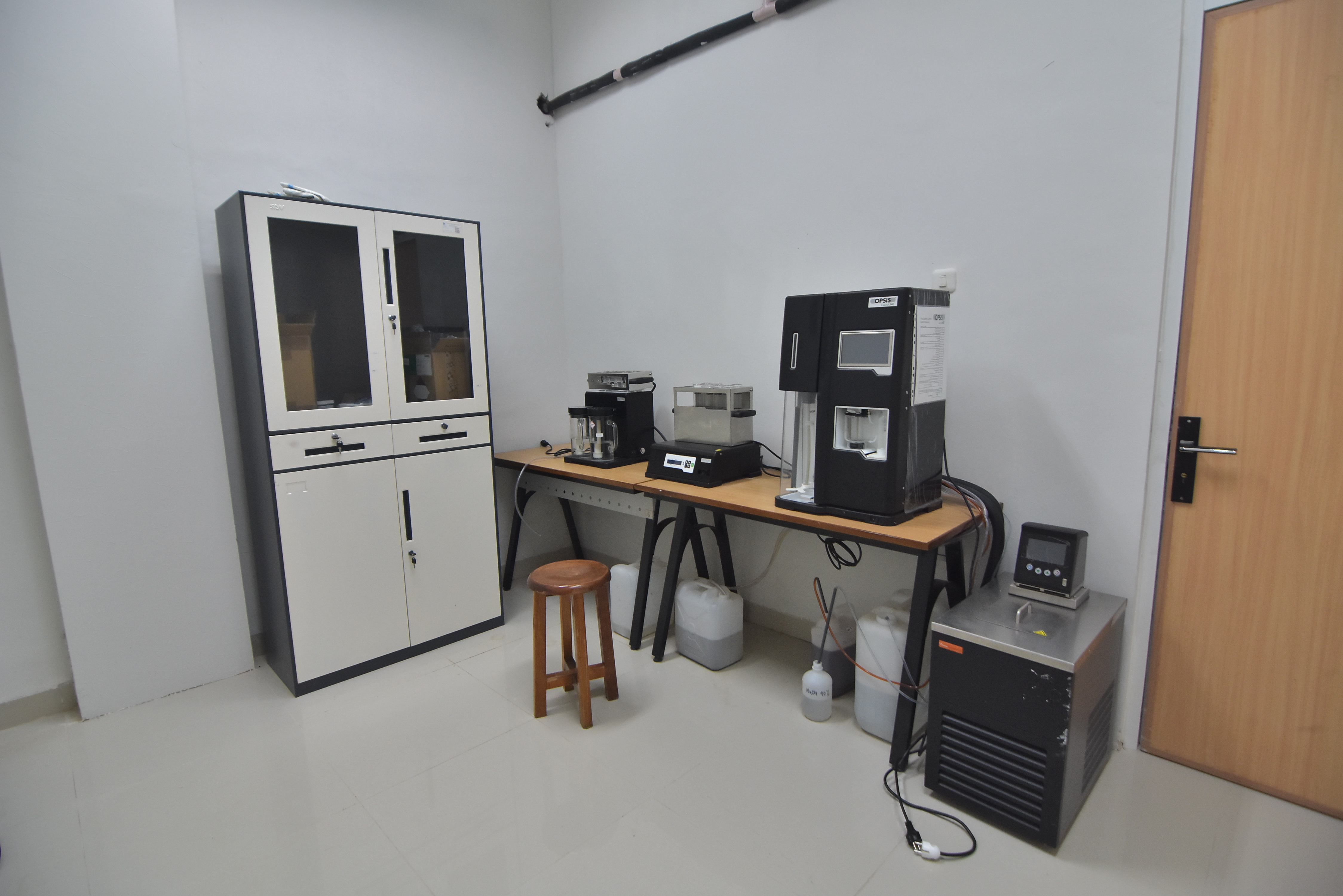 Peralatan Lab 3